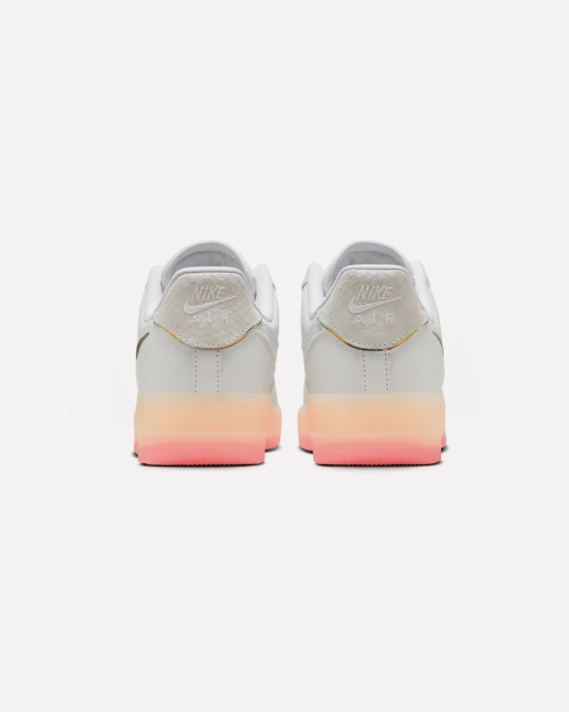 Nike Air Force 1 Low Year of the Dragon (2025) — detalle del Swoosh