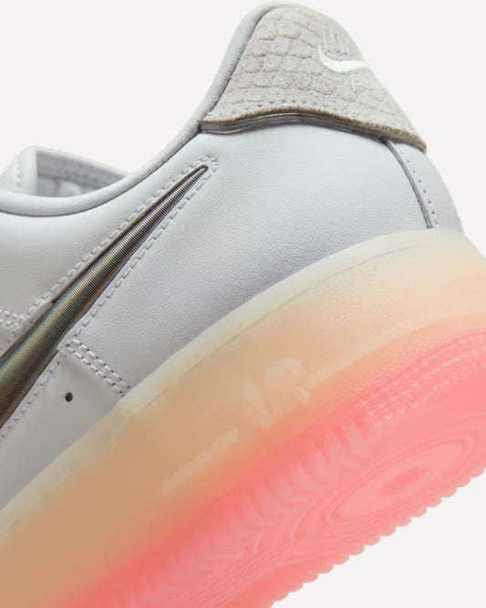 Nike Air Force 1 Low Year of the Dragon (2025) — detalle de la puntera
