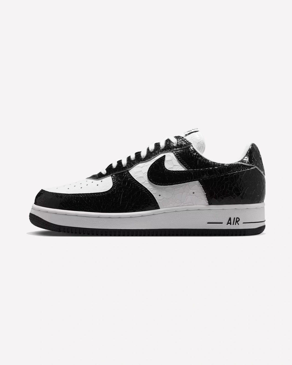 Nike Air Force 1 Low '01 Cracked Leather Black White