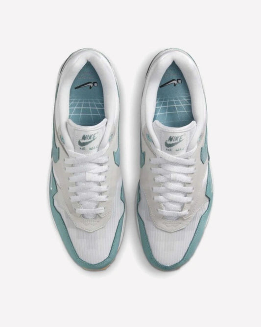 Nike Air Max 1 .SWOOSH Low Poly Adventure