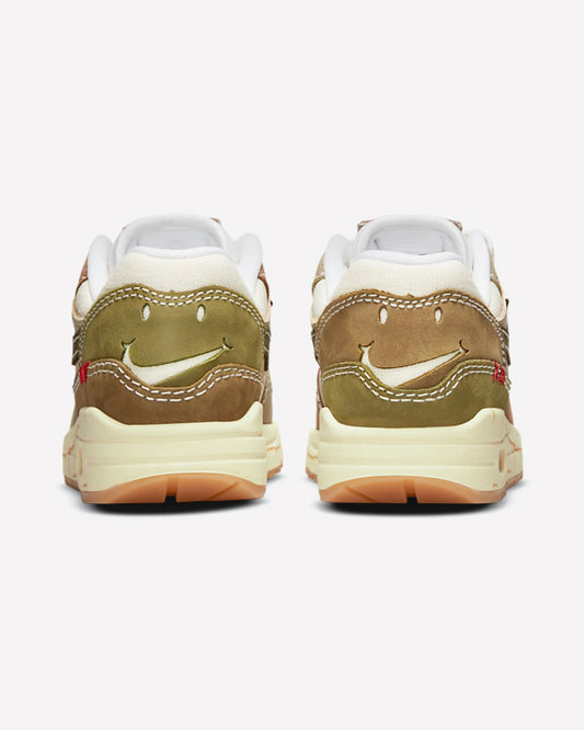 Nike Air Max 1 Premium Wabi-Sabi — detalle del Swoosh