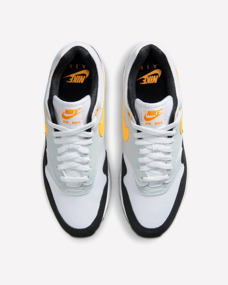 Nike Air Max 1 White University Gold — vista de la suela