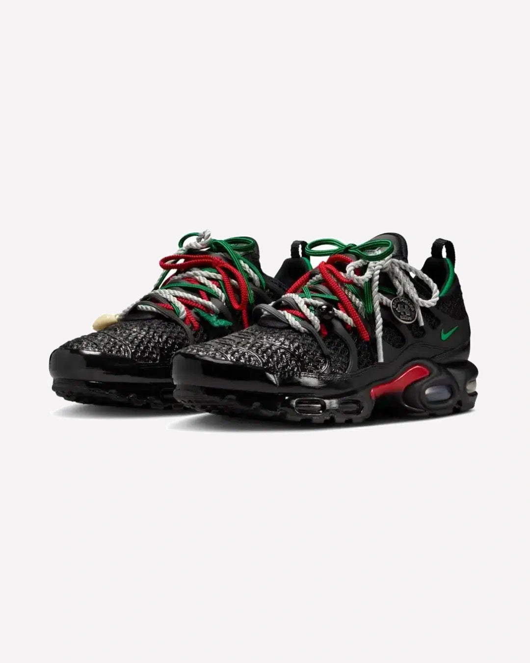 Nike Air Max Plus Homecoming Black