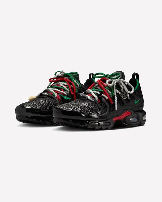 Nike Air Max Plus Homecoming Black