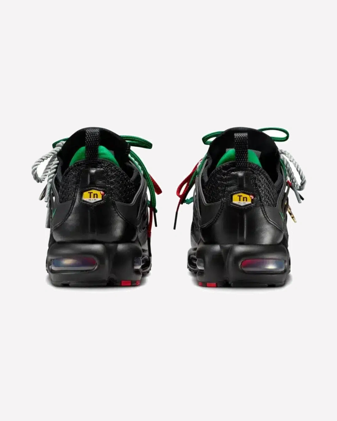 Nike Air Max Plus Homecoming Black