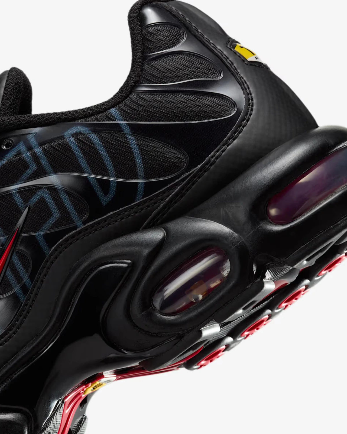 Nike Air Max Plus Tuned Air Black Red