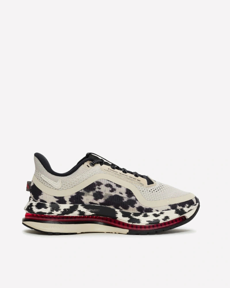 Nike Air Zoom Pegasus Premium Cow Print — vista del talón