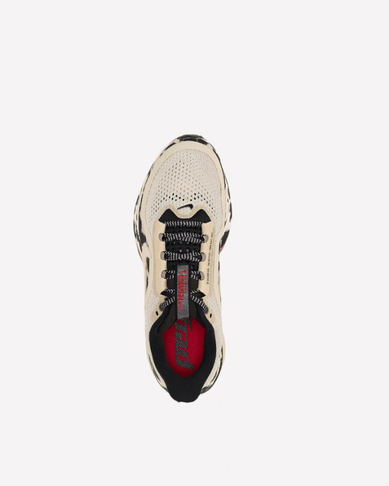 Nike Air Zoom Pegasus Premium Cow Print — detalle del estampado