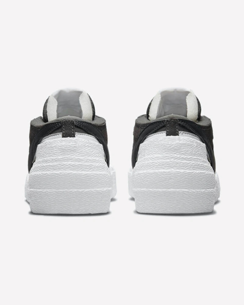 Nike Blazer Low sacai Iron Grey