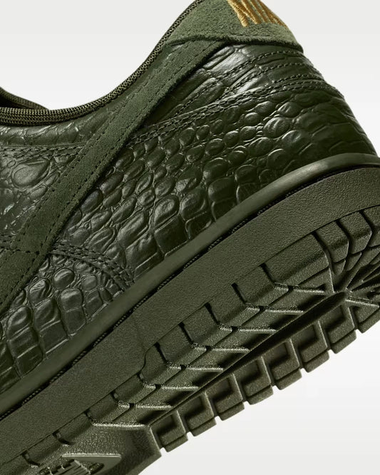 Nike Dunk Low Crocodile