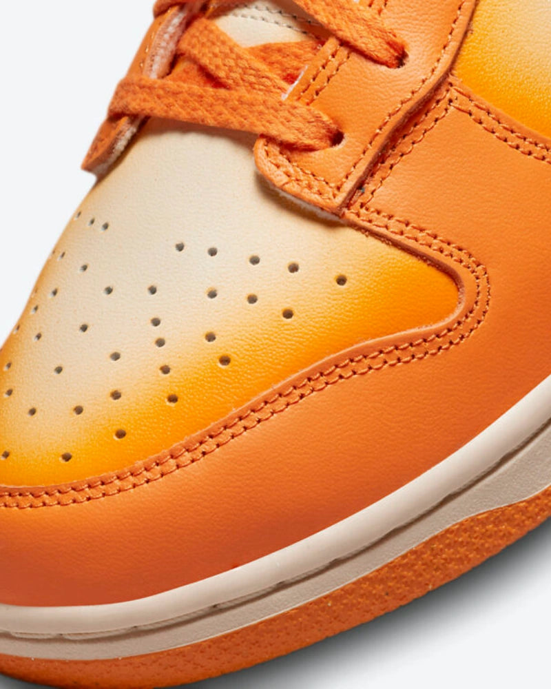 Nike Dunk Low Magma Orange