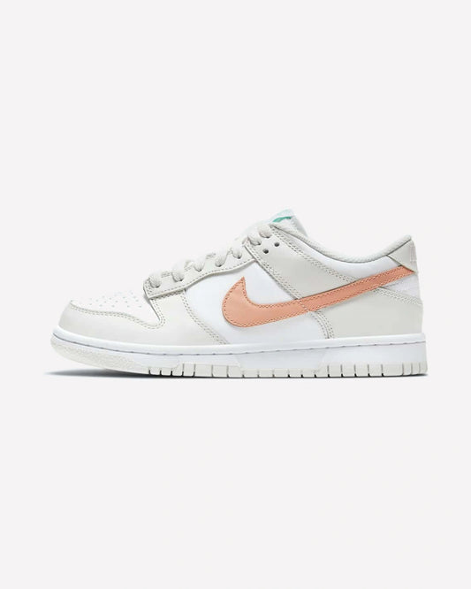 Nike Dunk Low Tropical Twist — Vista lateral