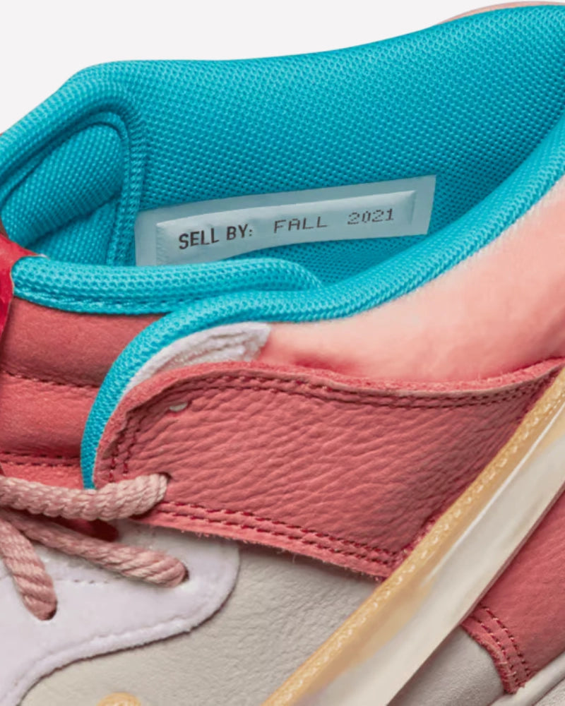 Nike Dunk Mid Social Status Free Lunch Strawberry Milk