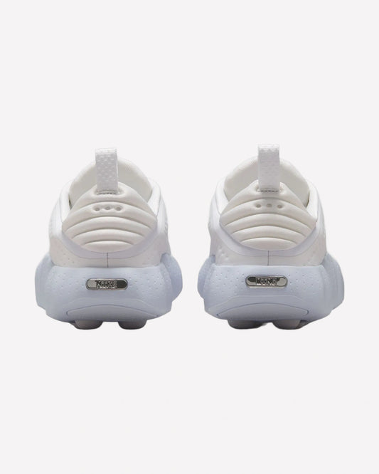 Nike Mind 002 White Vast Grey — vista de la suela