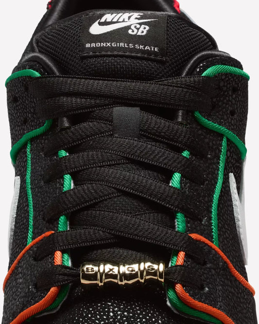 Nike SB Dunk Low Bronx Girls Skate