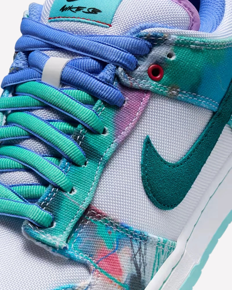 Nike SB Dunk Low Futura Laboratories Bleached Aqua