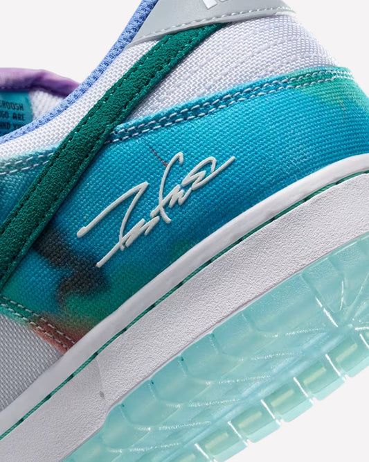 Nike SB Dunk Low Futura Laboratories Bleached Aqua
