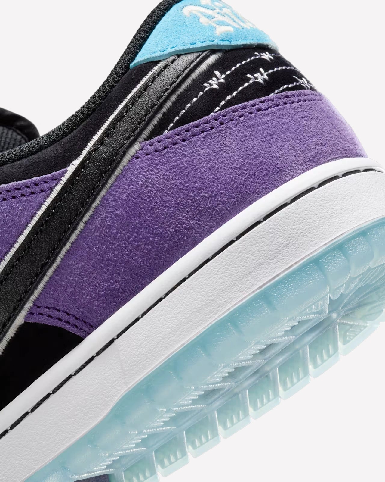 Nike SB Dunk Low Hayley Wilson