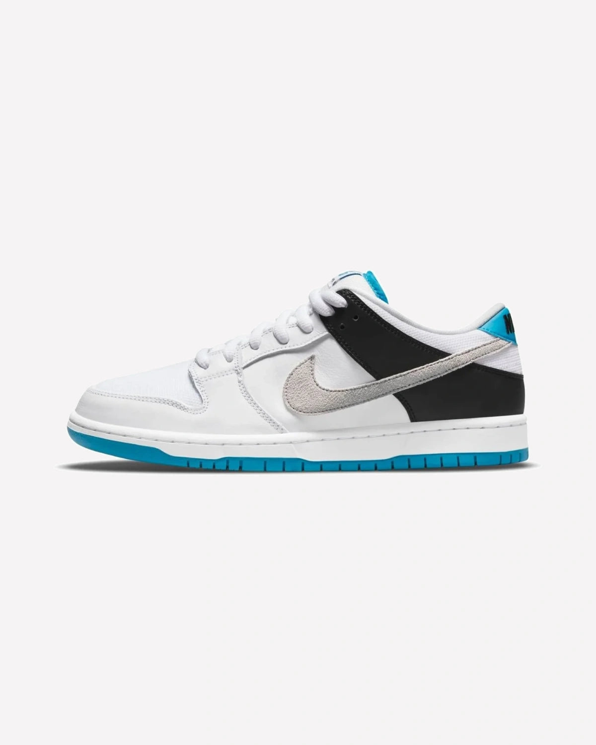 Nike SB Dunk Low Laser Blue — vista lateral