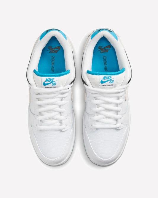 Nike SB Dunk Low Laser Blue — detalle del talón