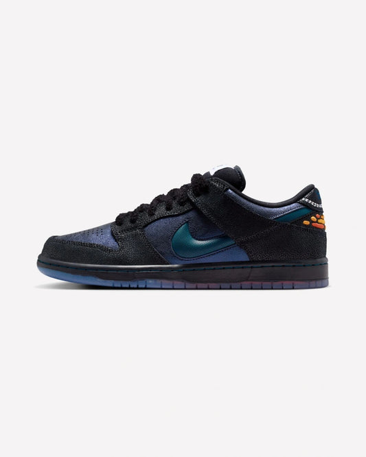 Nike SB Dunk Low Pro Bluetile Skateboards