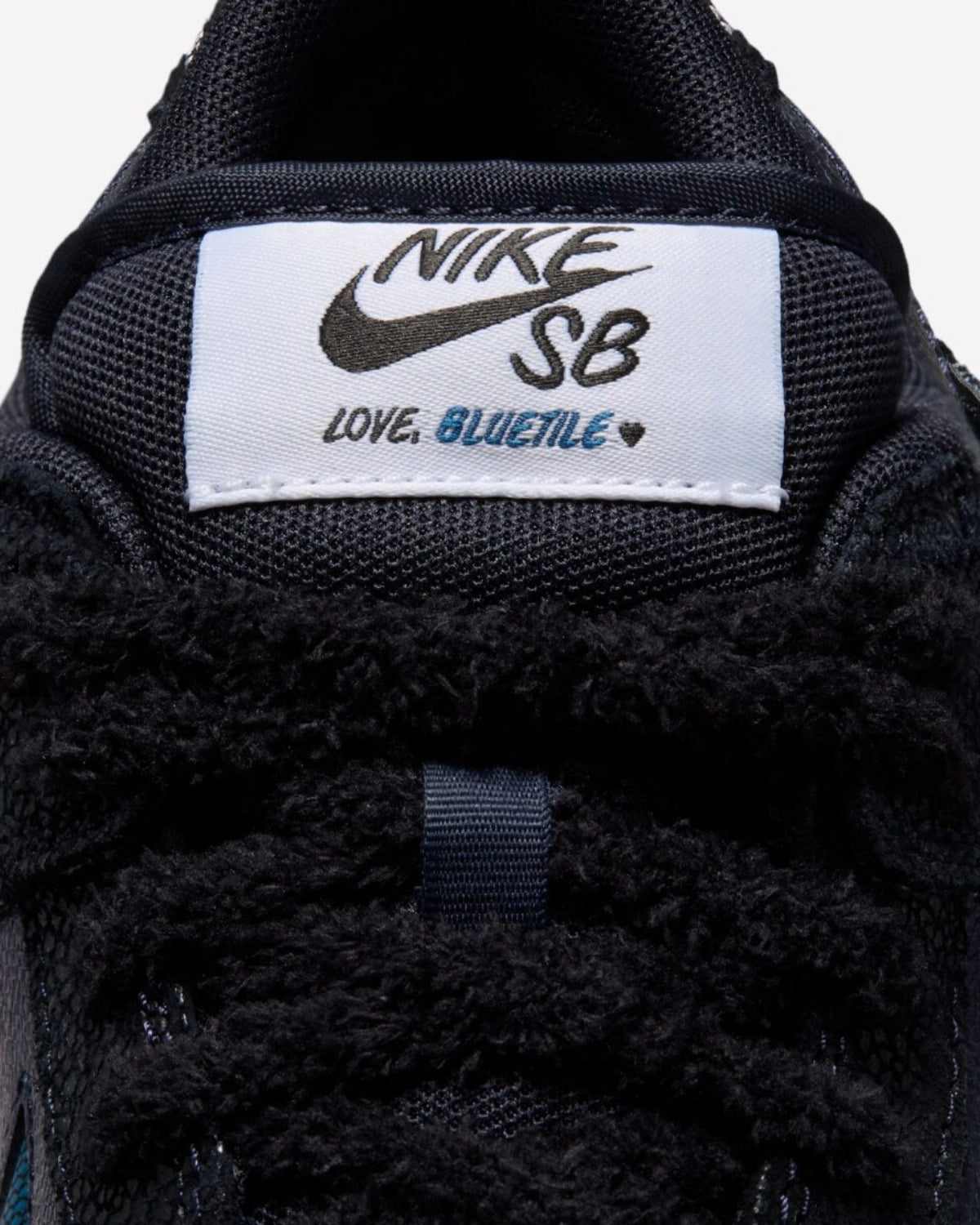 Nike SB Dunk Low Pro Bluetile Skateboards