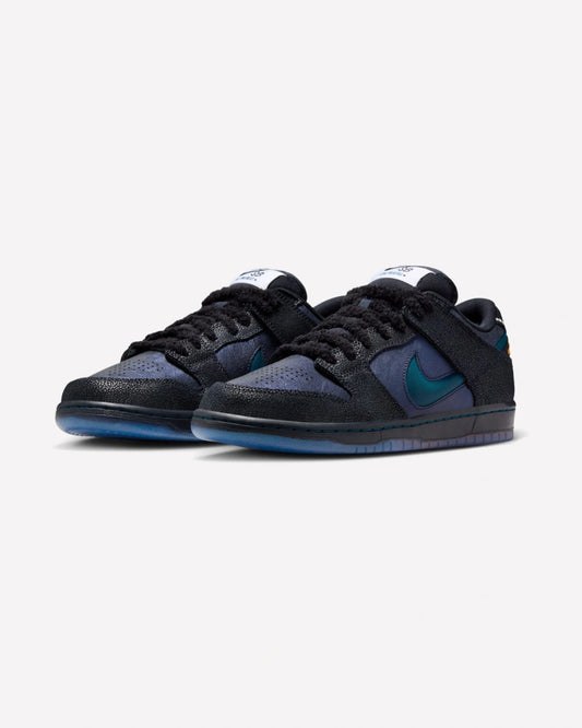 Nike SB Dunk Low Pro Bluetile Skateboards