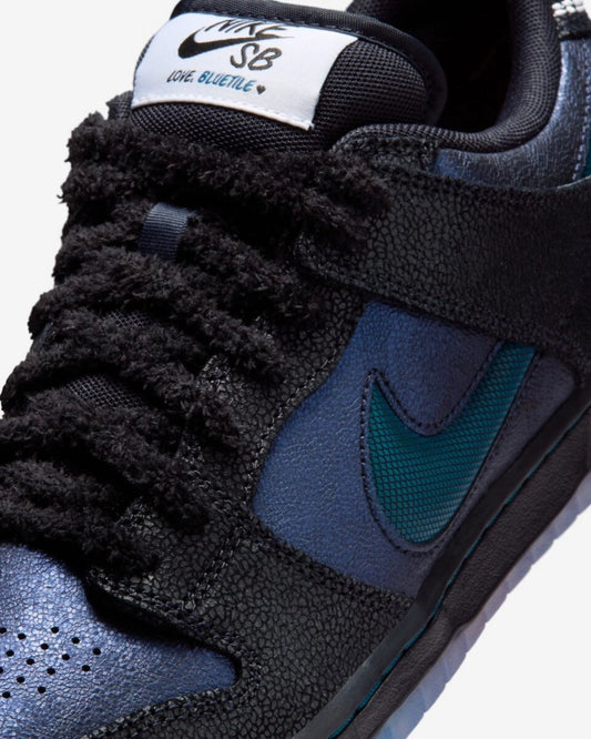 Nike SB Dunk Low Pro Bluetile Skateboards