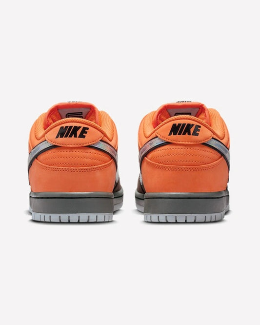 Nike SB Dunk Low Pro Muni Fast Pass