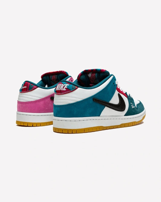 Nike SB Dunk Low Pro QS Parra (Friends & Family)