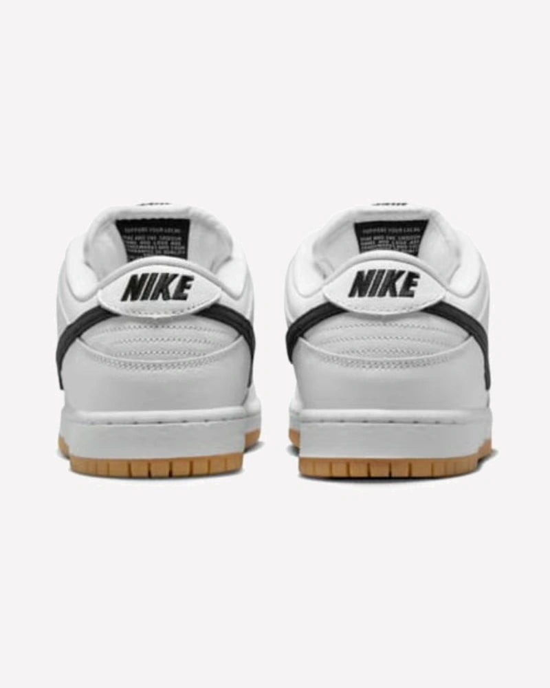 Nike SB Dunk Low Pro White Gum — detalle del talón