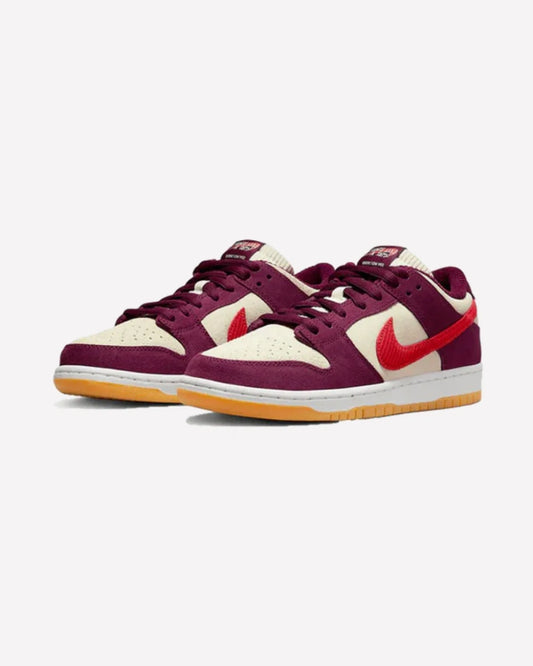 Nike SB Dunk Low Skate Like A Girl