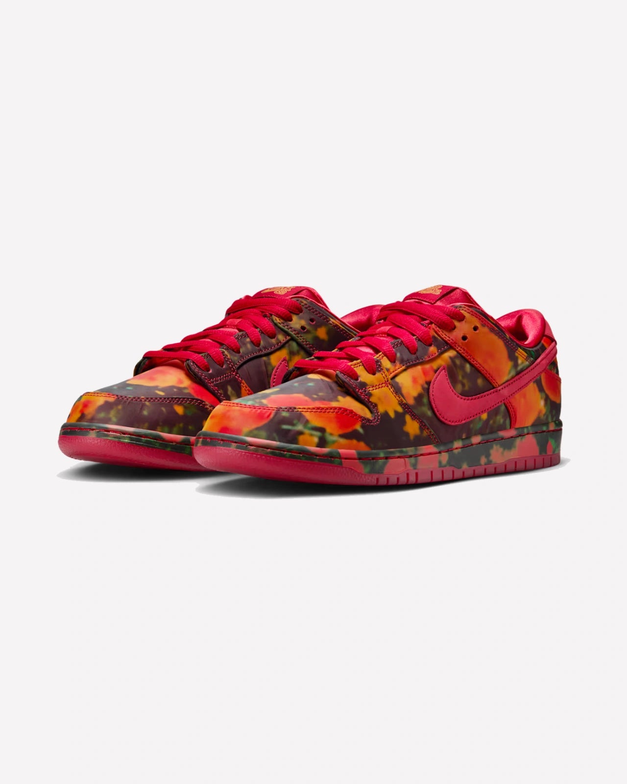 Nike SB Dunk Low The Wizard of Oz Poppy Field