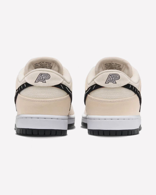 Nike SB Dunk Low x Albino & Preto Fossil