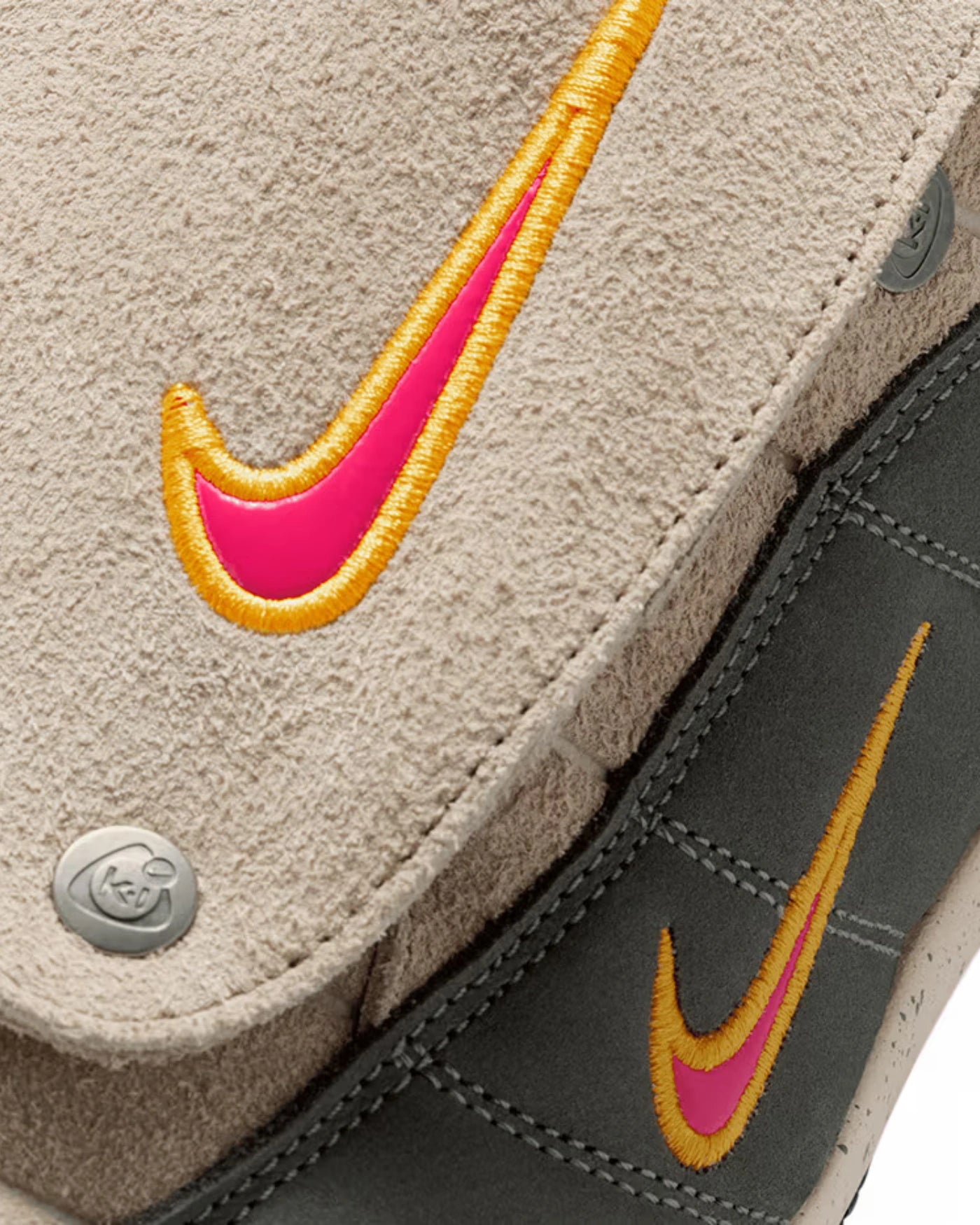 Nike Total 90 Mule Kids of Immigrants Khaki