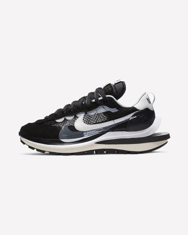 Nike Vaporwaffle sacai Black White