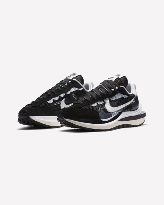 Nike Vaporwaffle sacai Black White