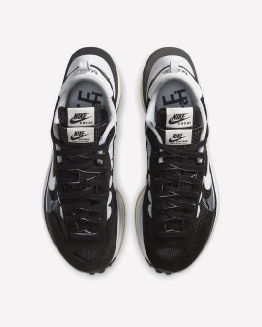 Nike Vaporwaffle sacai Black White