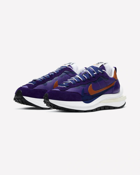 Nike Vaporwaffle sacai Dark Iris