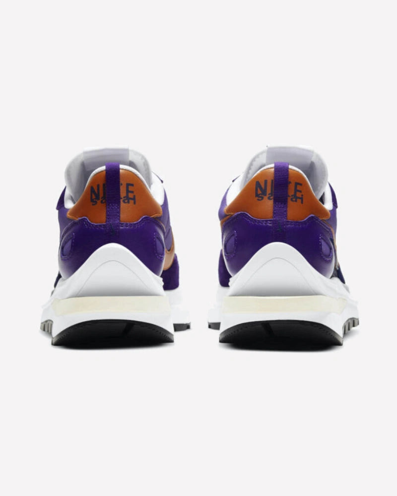 Nike Vaporwaffle sacai Dark Iris