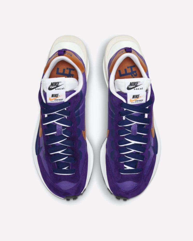 Nike Vaporwaffle sacai Dark Iris