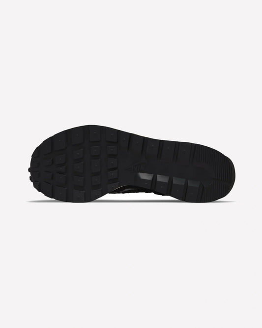 Nike Vaporwaffle sacai Jean Paul Gaultier Black White