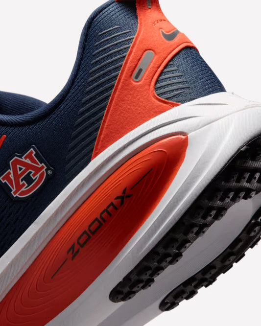 Nike Vomero 18 Auburn — suela exterior