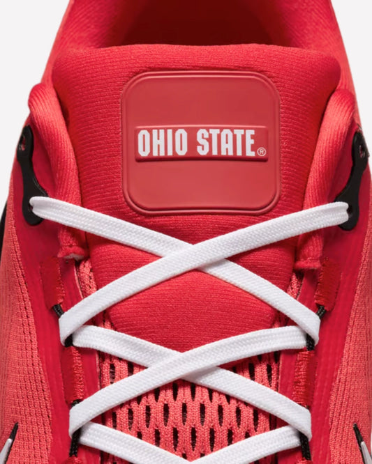 Nike Vomero 18 Ohio State — detalle de la suela