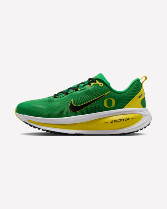 Nike Vomero 18 Oregon — vista lateral