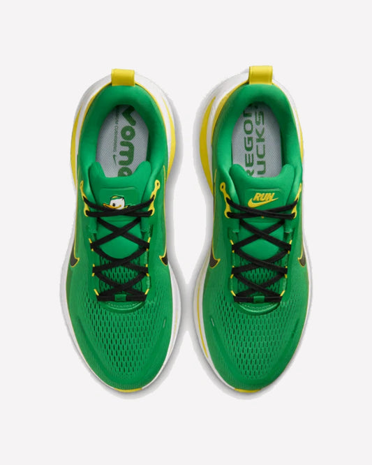 Nike Vomero 18 Oregon — vista frontal