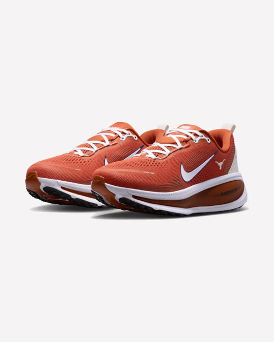 Nike Vomero 18 Texas — Vista frontal