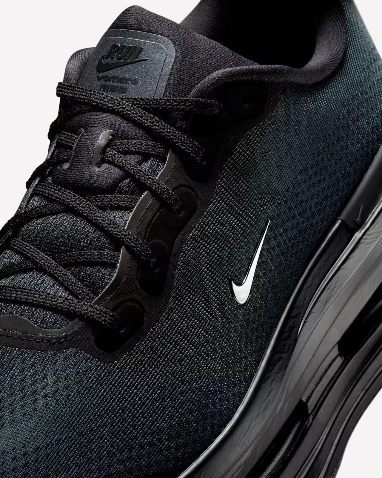 Nike Vomero Premium SP Black Mini Chrome Swoosh