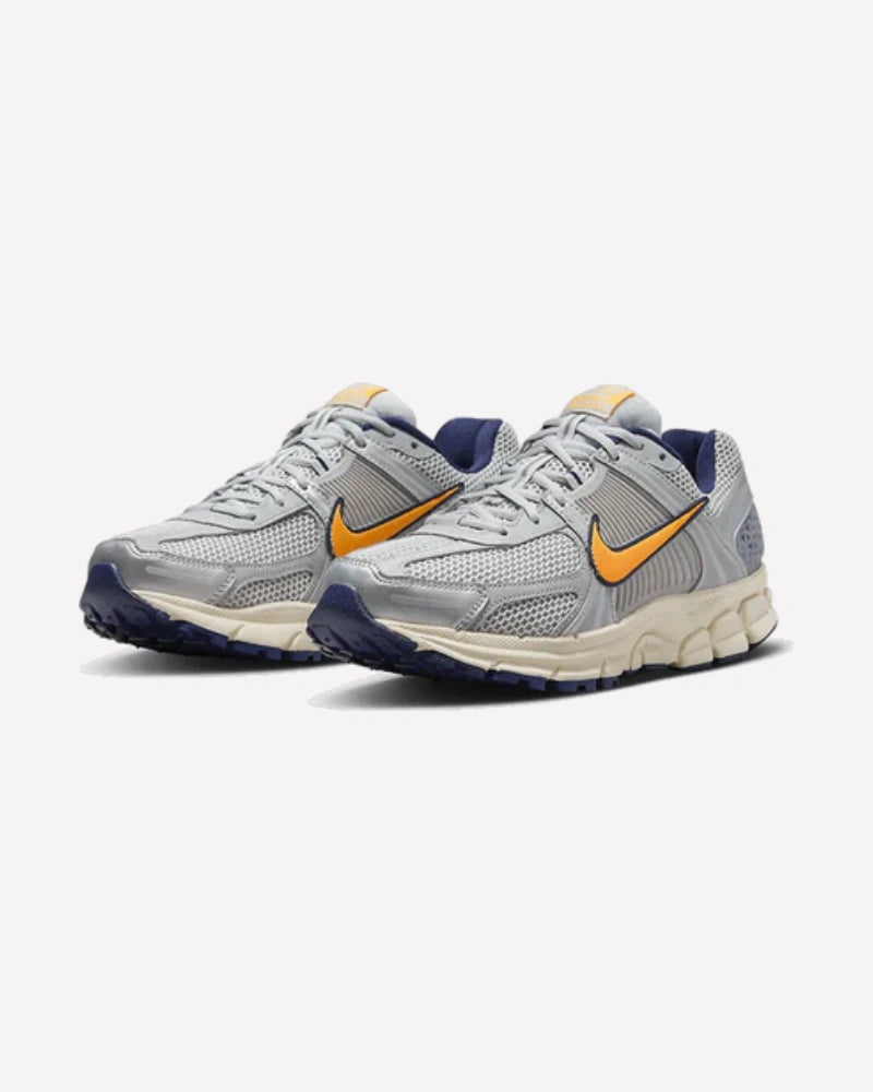Nike Zoom Vomero 5 Pure Platinum Laser Orange