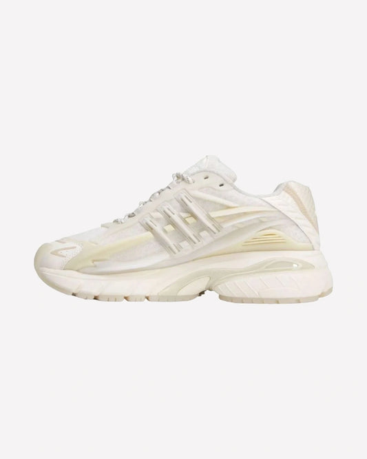 adidas Adistar Jellyfish White — vista lateral